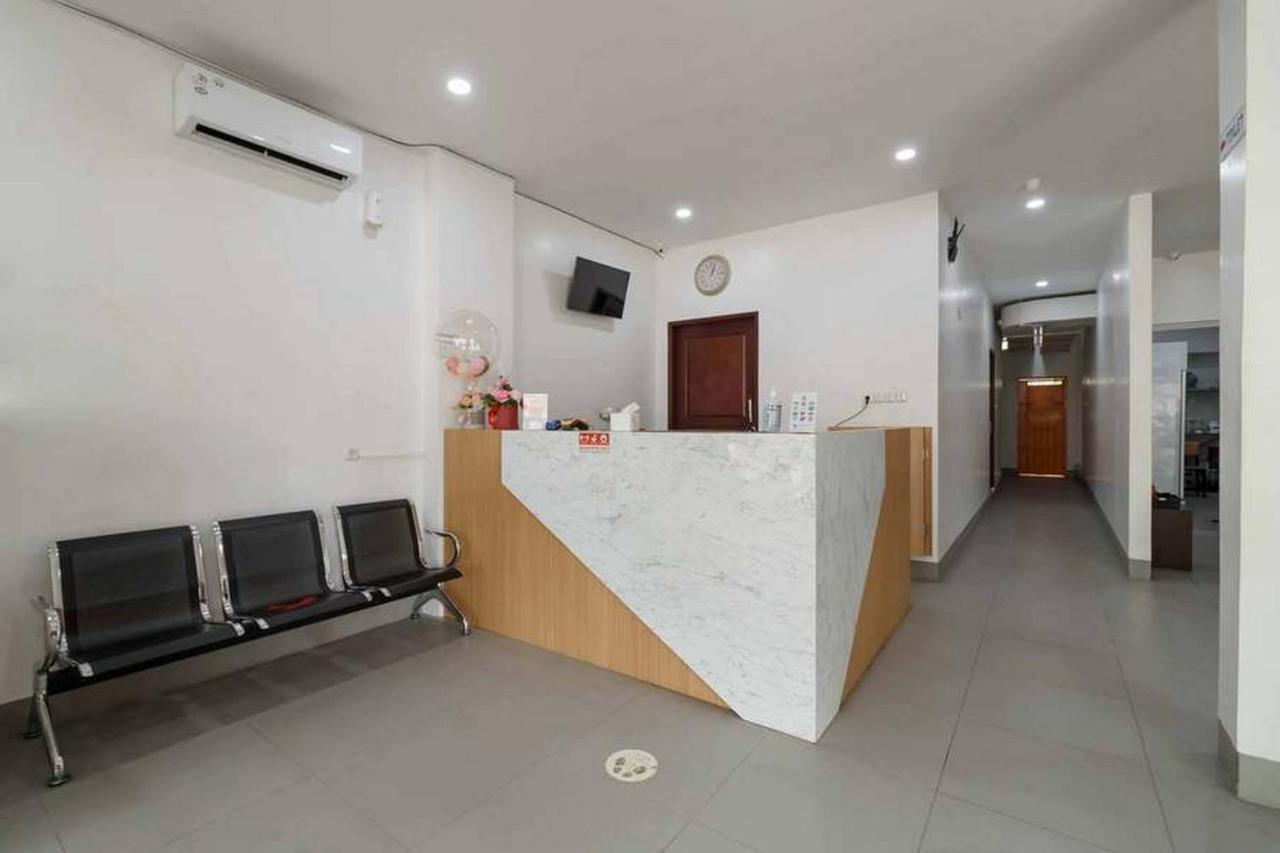 Reddoorz At Seindo Hotel Medan Sunggal Ngoại thất bức ảnh