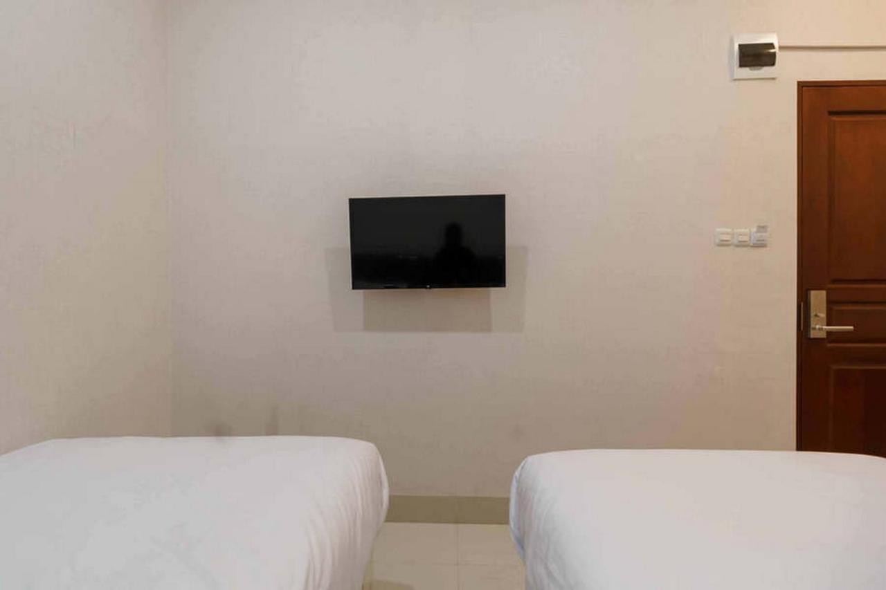 Reddoorz At Seindo Hotel Medan Sunggal Ngoại thất bức ảnh
