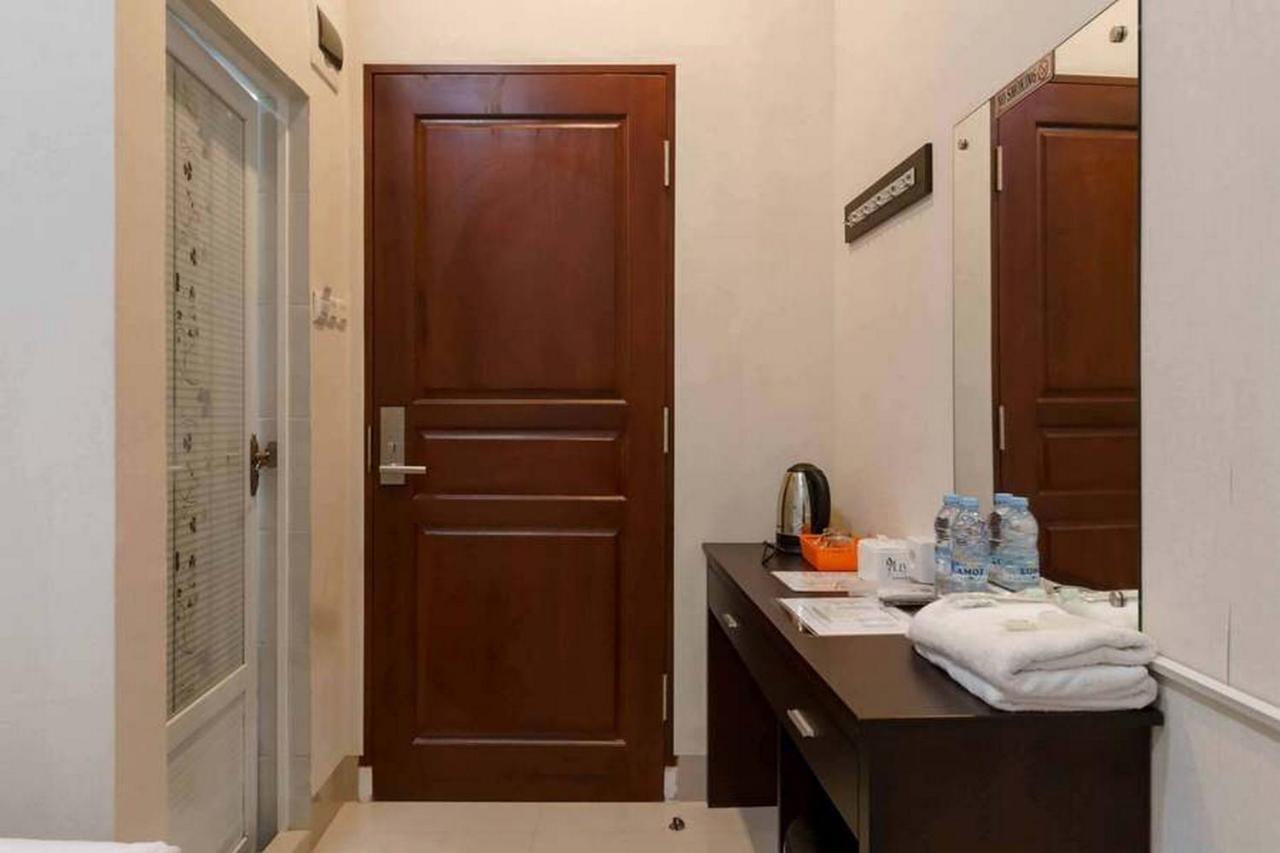Reddoorz At Seindo Hotel Medan Sunggal Ngoại thất bức ảnh