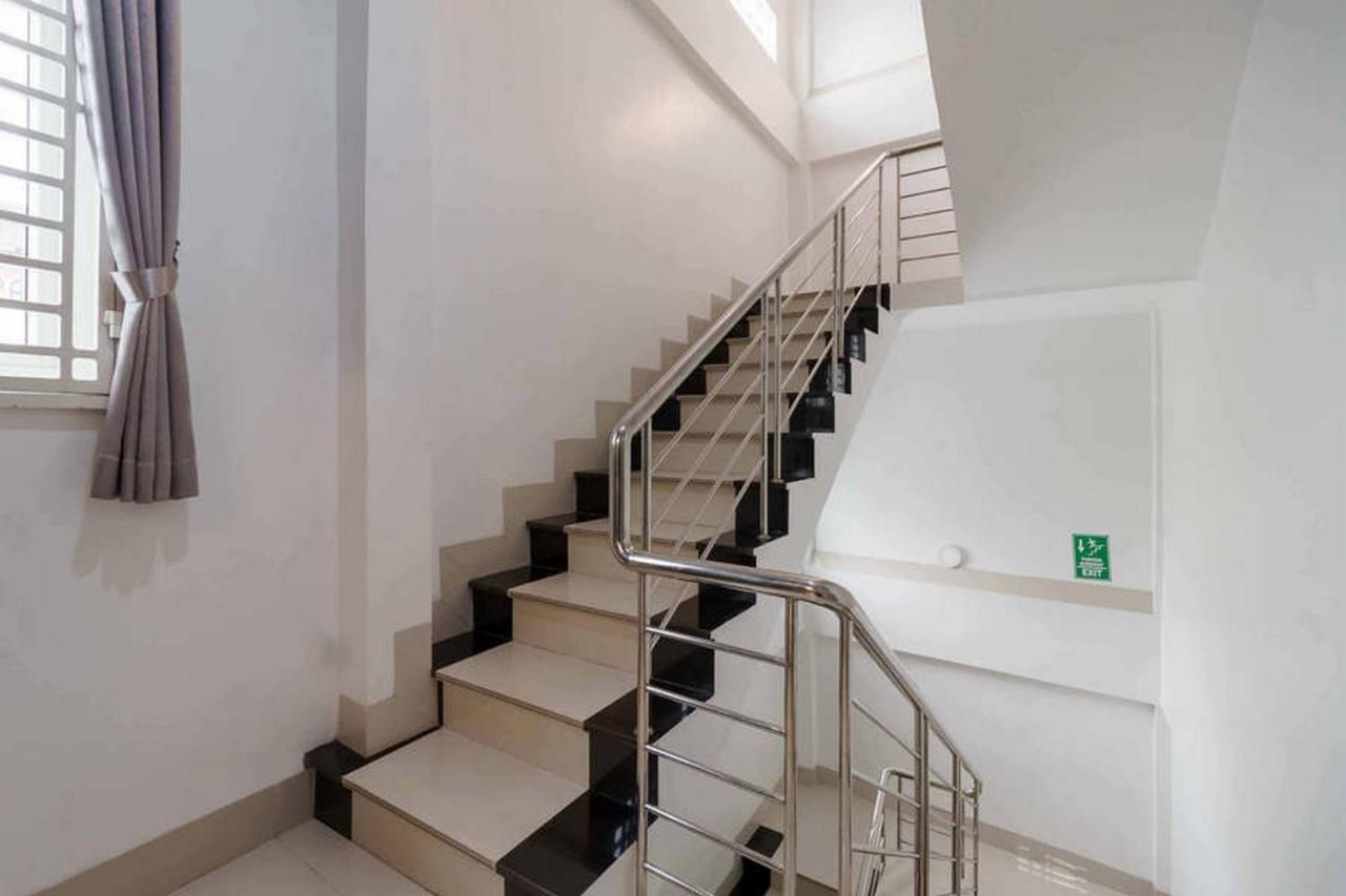 Reddoorz At Seindo Hotel Medan Sunggal Ngoại thất bức ảnh
