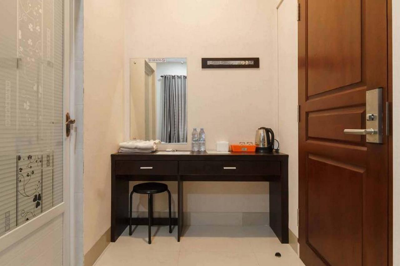 Reddoorz At Seindo Hotel Medan Sunggal Ngoại thất bức ảnh